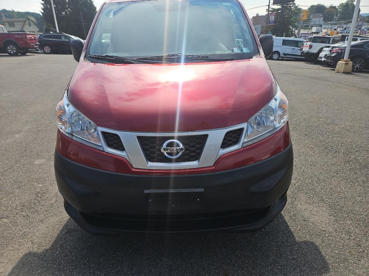 Nissan NV200 I4 S 2015