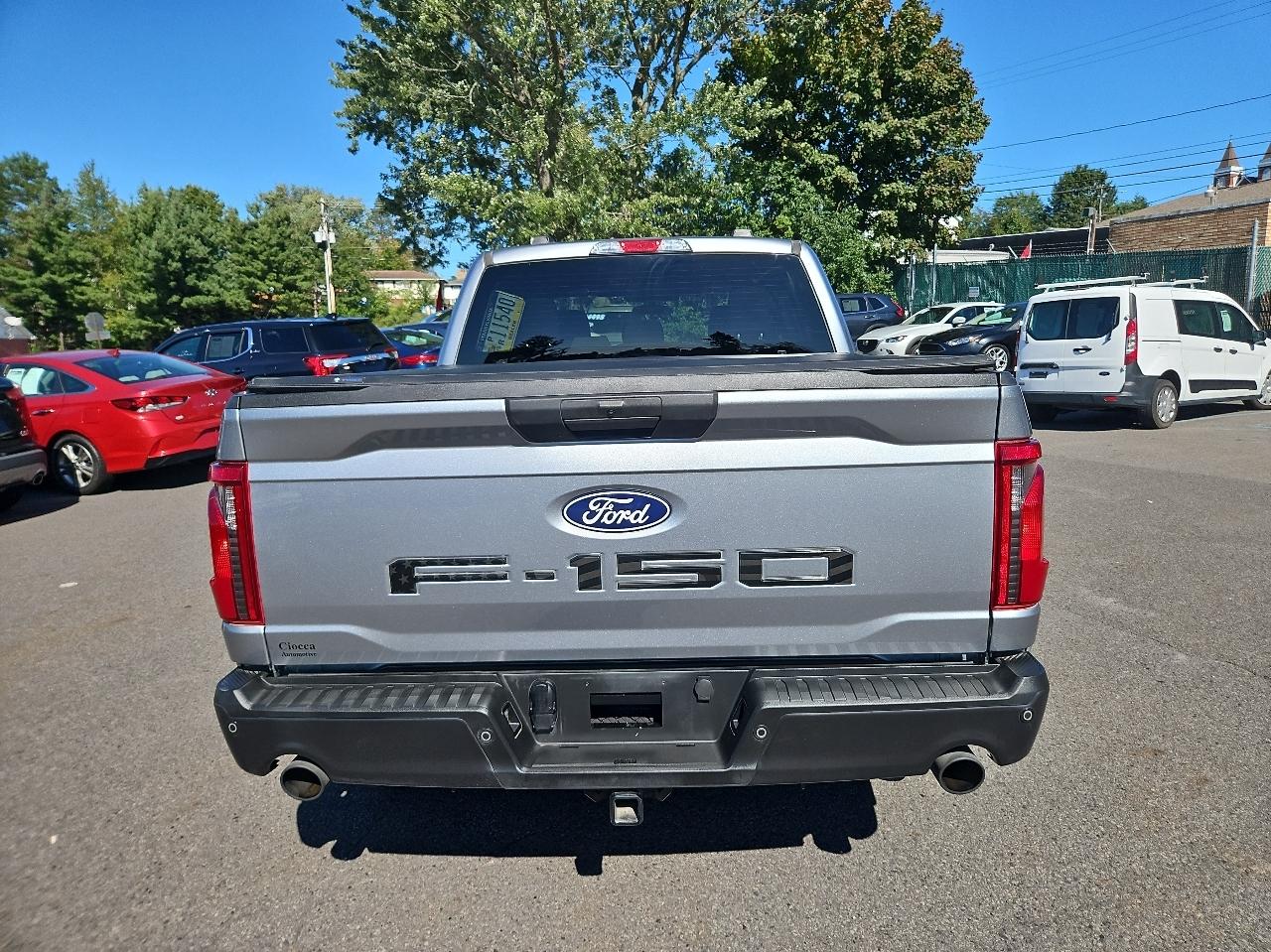 Ford F-150 STX SuperCrew 4WD 2025