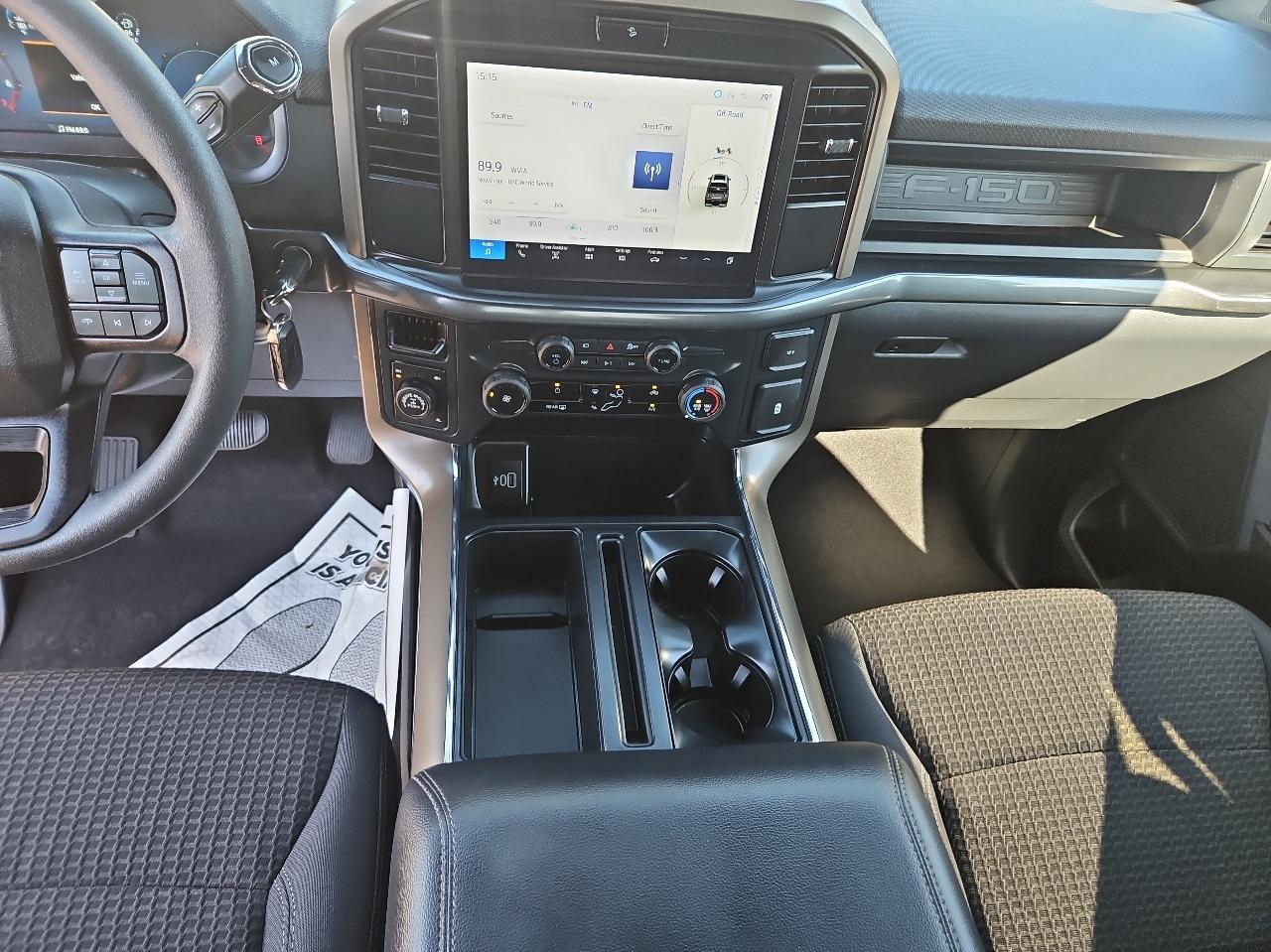 Ford F-150 STX SuperCrew 4WD 2025