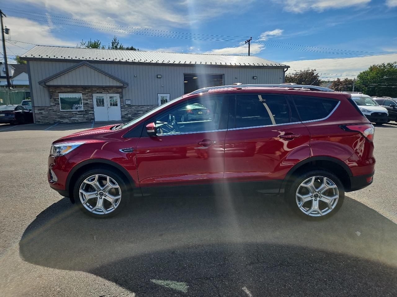 Ford Escape Titanium 4WD 2017