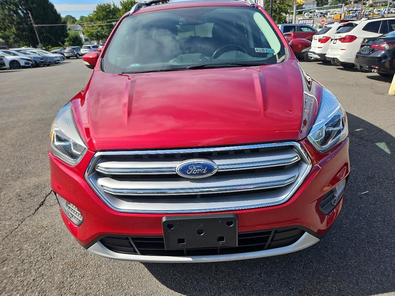 Ford Escape Titanium 4WD 2017