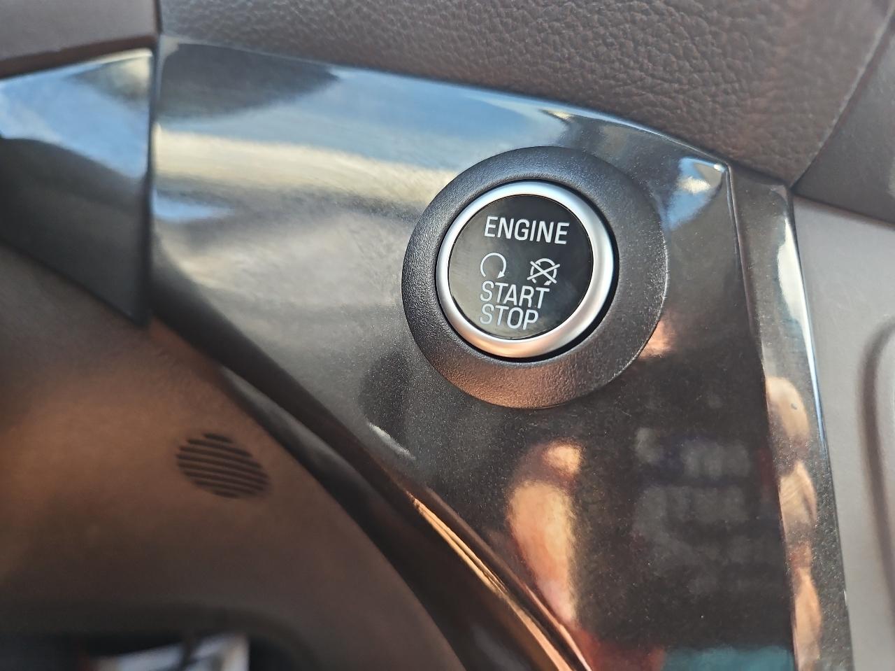 Ford Escape Titanium 4WD 2017