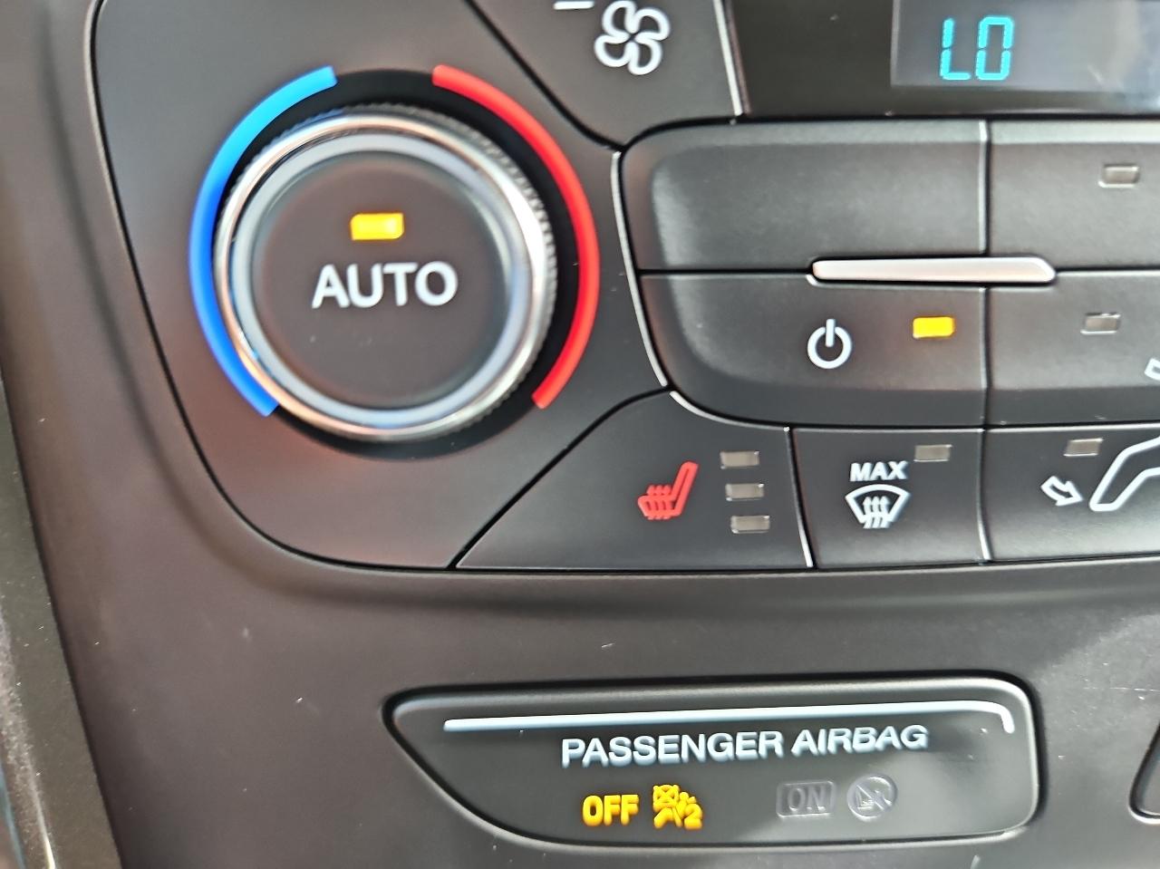 Ford Escape Titanium 4WD 2017