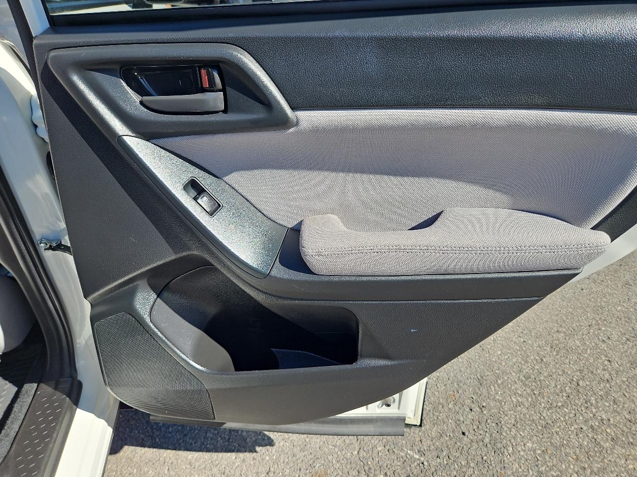 Subaru Forester 4dr Auto 2.5i Premium PZEV 2014
