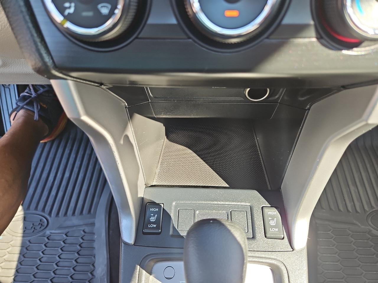 Subaru Forester 4dr Auto 2.5i Premium PZEV 2014