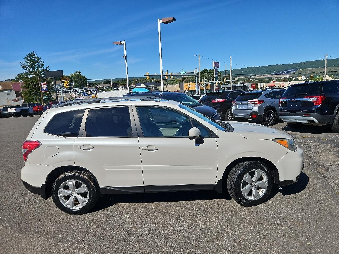 Subaru Forester 4dr Auto 2.5i Premium PZEV 2014