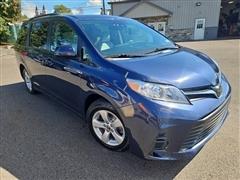 2020 Toyota Sienna 
