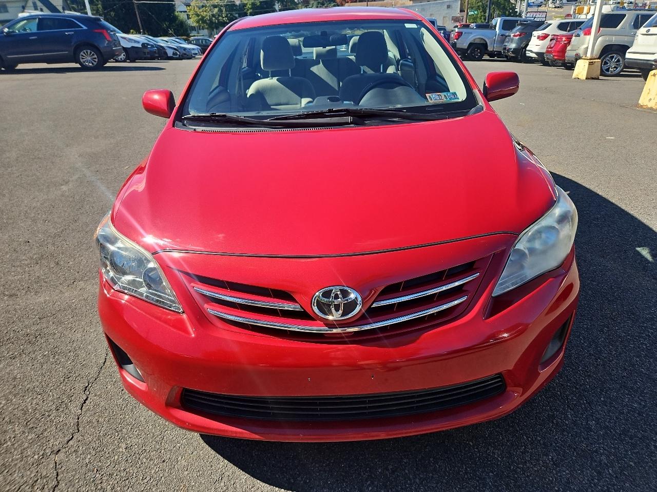 Toyota Corolla 4dr Sdn Auto LE Special Edition (Natl) 2013