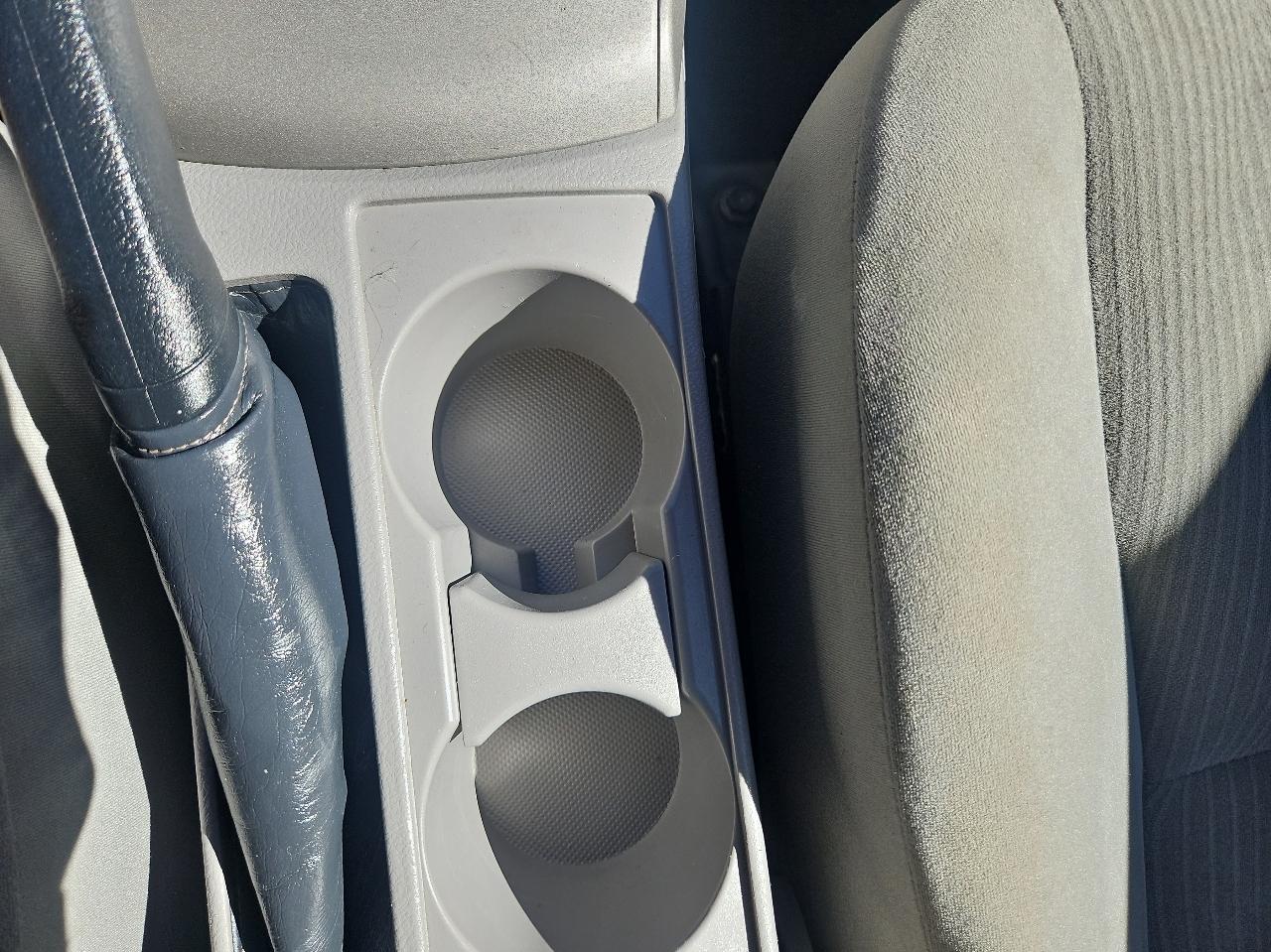 Toyota Corolla 4dr Sdn Auto LE Special Edition (Natl) 2013