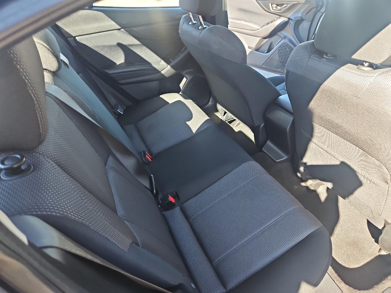 Subaru Impreza 2.0i 4-door CVT 2017