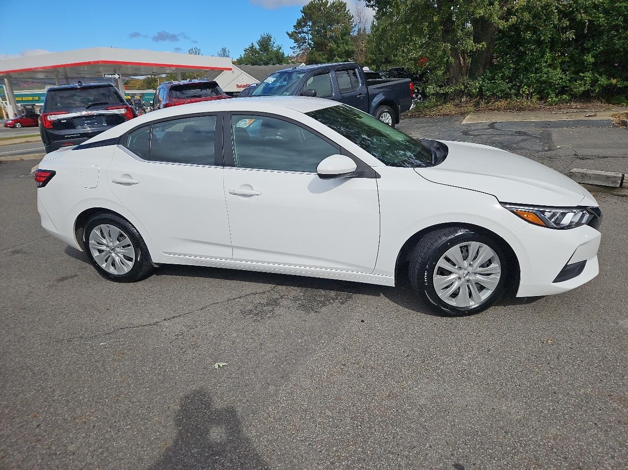 Nissan Sentra S CVT 2022