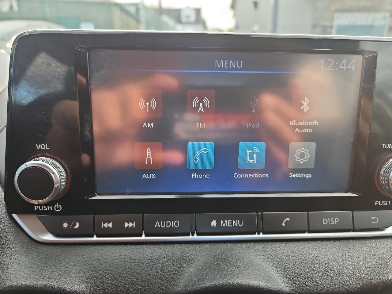 Nissan Sentra S CVT 2022