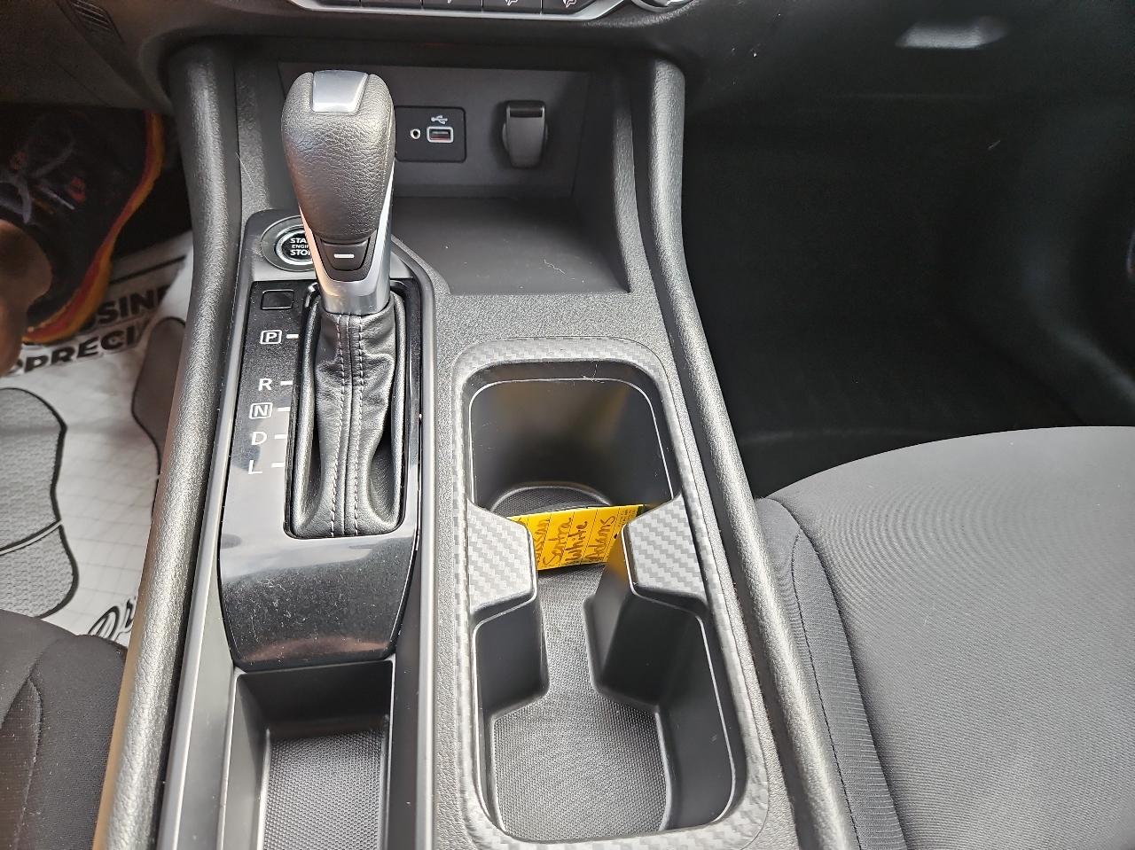 Nissan Sentra S CVT 2022
