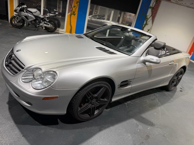 Mercedes-Benz SL-Class SL500 2005