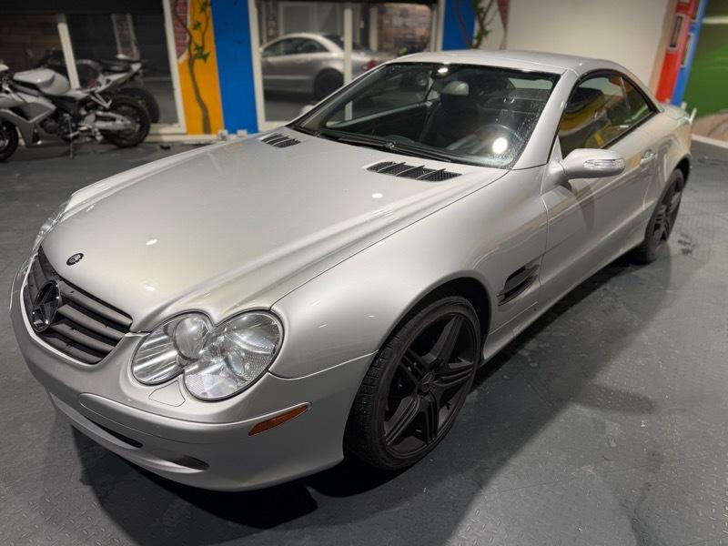 Mercedes-Benz SL-Class SL500 2005