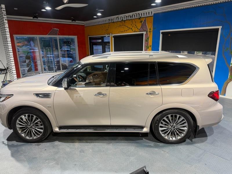 Infiniti QX80 Limited 4WD 2019