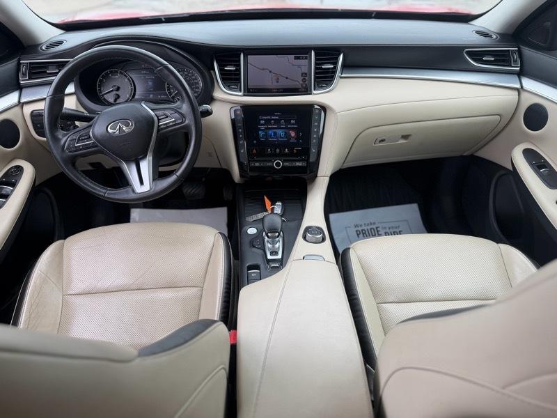 Infiniti QX50 ESSENTIAL AWD 2020