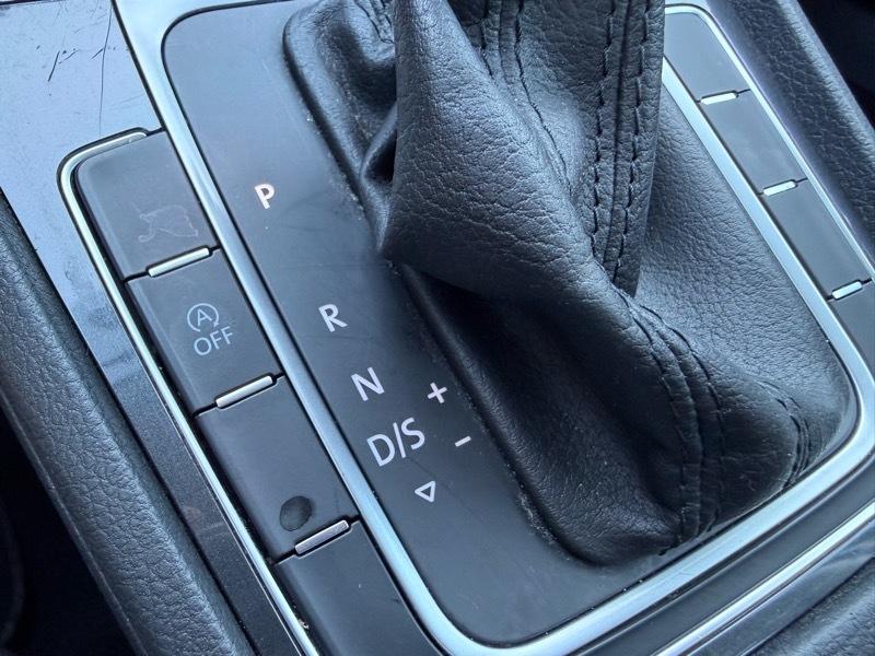 Volkswagen Golf  2020