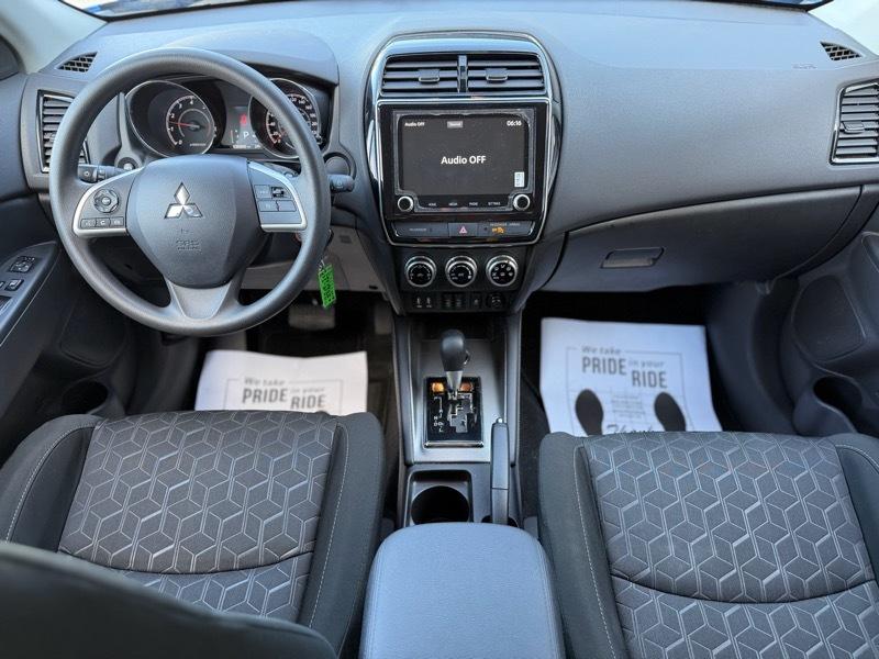 Mitsubishi RVR ES AWC 2023