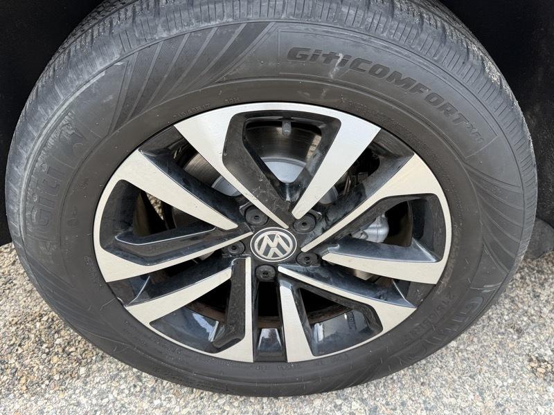 Volkswagen Tiguan  2020