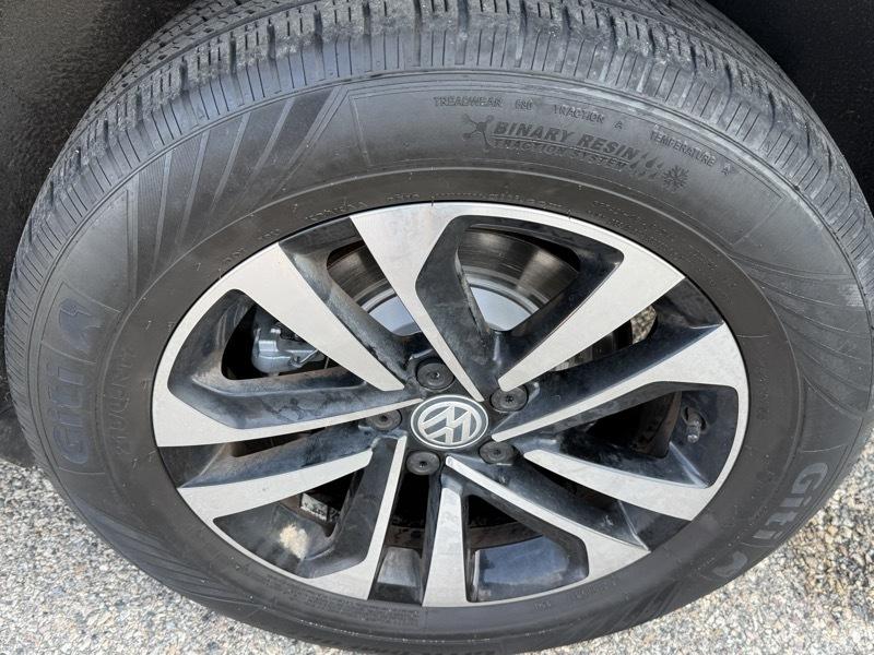 Volkswagen Tiguan  2020