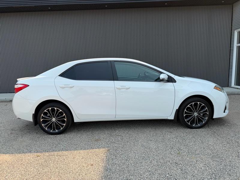 Toyota Corolla S Premium CVT 2014
