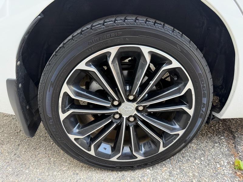 Toyota Corolla S Premium 4D Sedan 2014