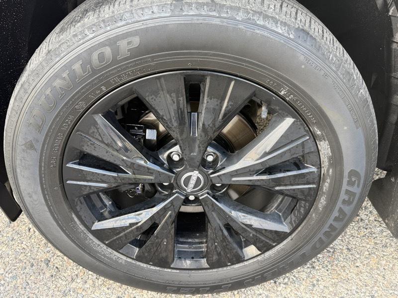 Nissan Rogue  2023