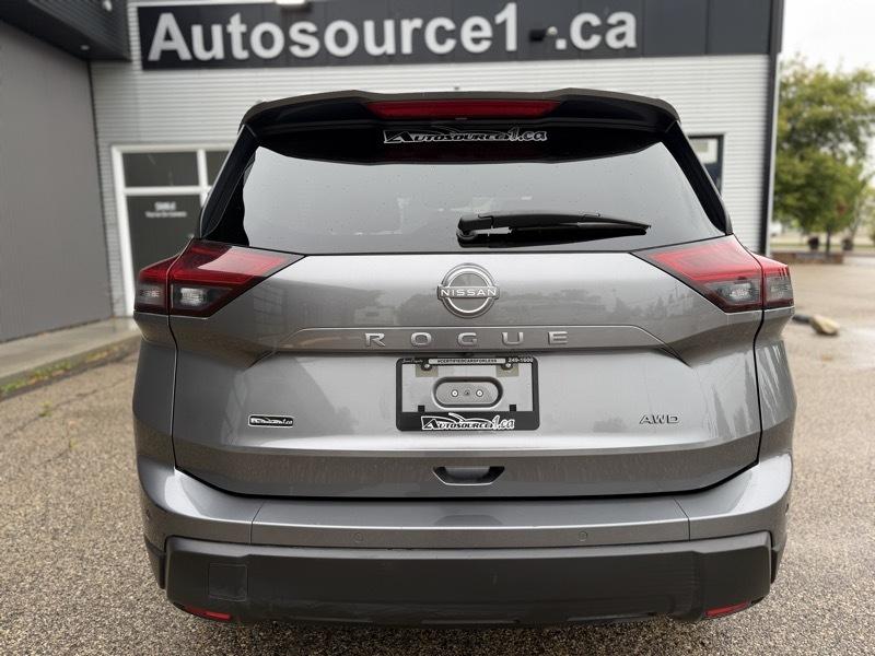 Nissan Rogue S AWD 2024