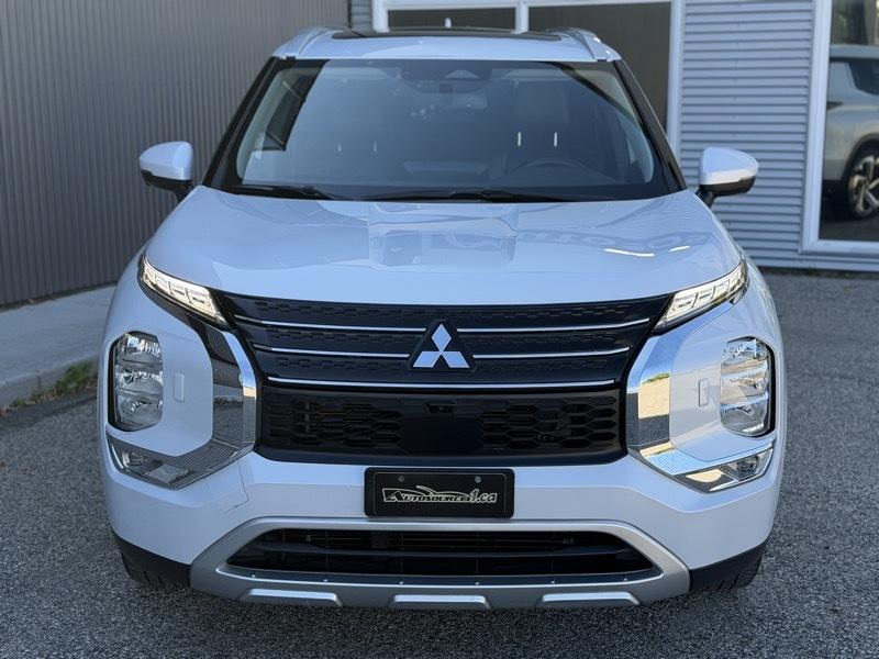 Mitsubishi Outlander SEL S-AWC 2024