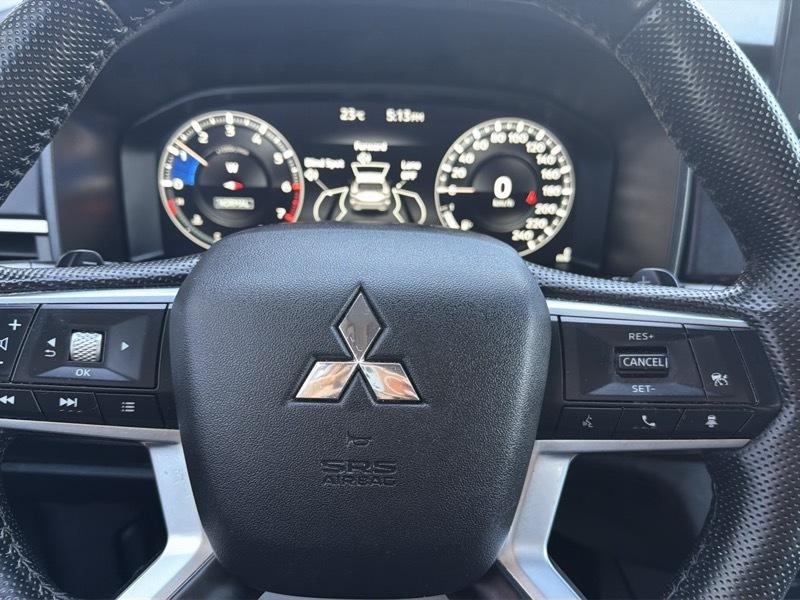 Mitsubishi Outlander SEL S-AWC 2024