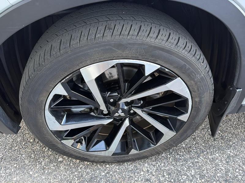 Mitsubishi Outlander SEL S-AWC 2024