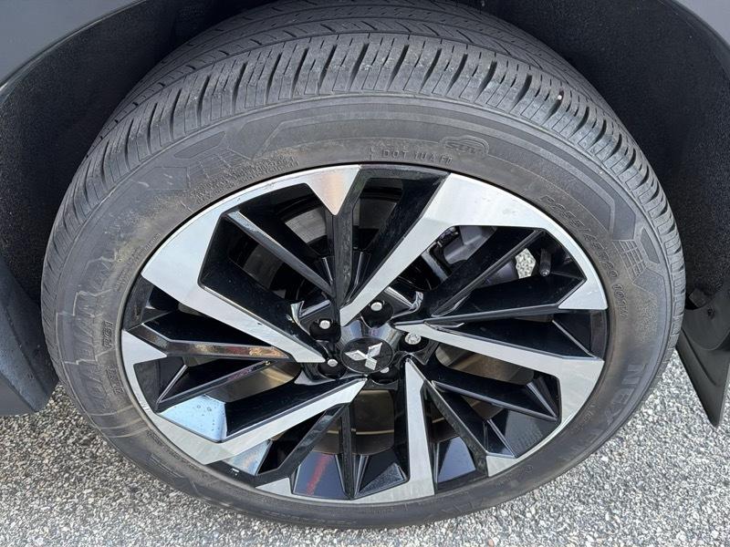 Mitsubishi Outlander SEL S-AWC 2024