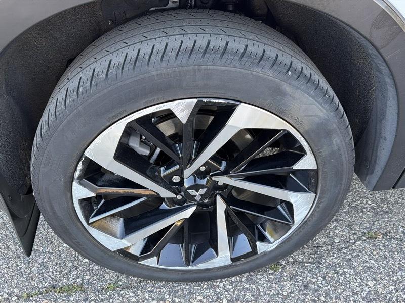Mitsubishi Outlander SEL S-AWC 2024