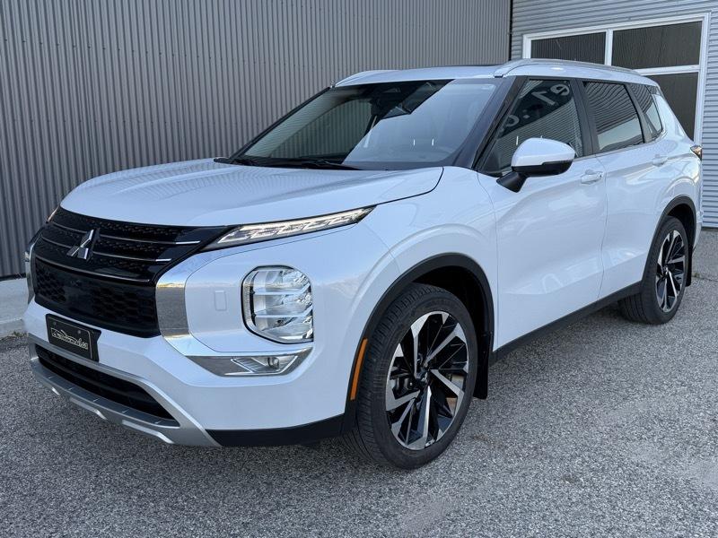 Mitsubishi Outlander SEL S-AWC 2024