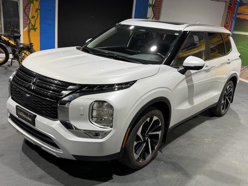 Mitsubishi Outlander SEL S-AWC 2024