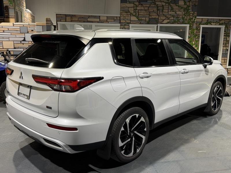 Mitsubishi Outlander SEL S-AWC 2024