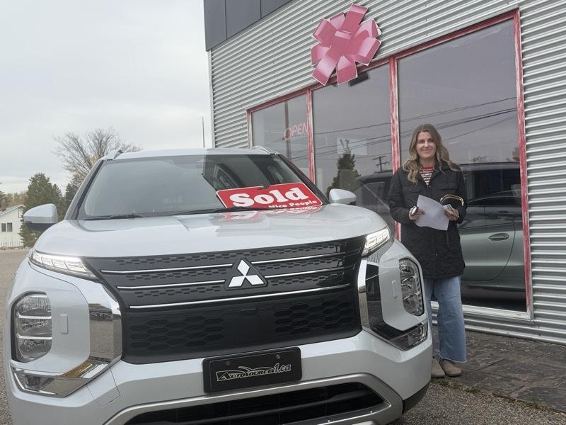 Mitsubishi Outlander SEL S-AWC 2024