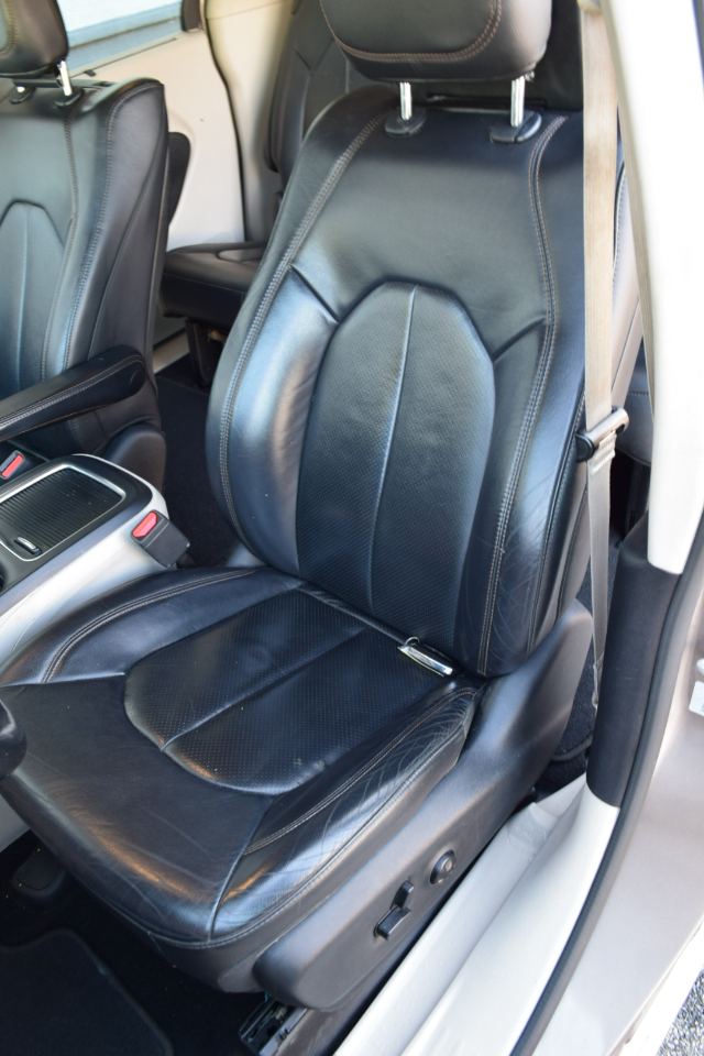 Chrysler Pacifica Touring-L Plus 2017 Chrysler Pacifica Touring-L Plus 2017