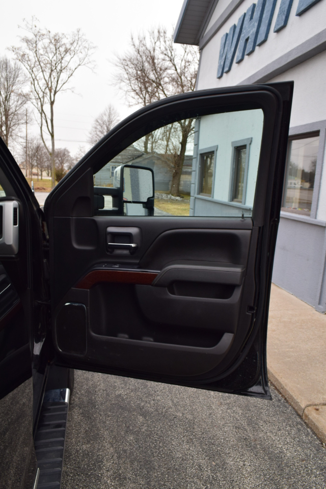 GMC Sierra 2500HD SLT Double Cab 4WD 2016