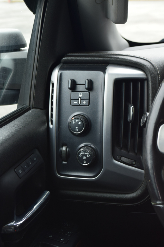 GMC Sierra 2500HD SLT Double Cab 4WD 2016