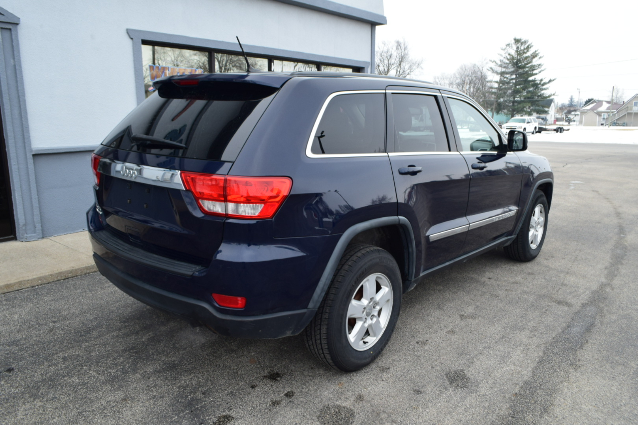 Jeep Grand Cherokee Laredo 4WD 2012