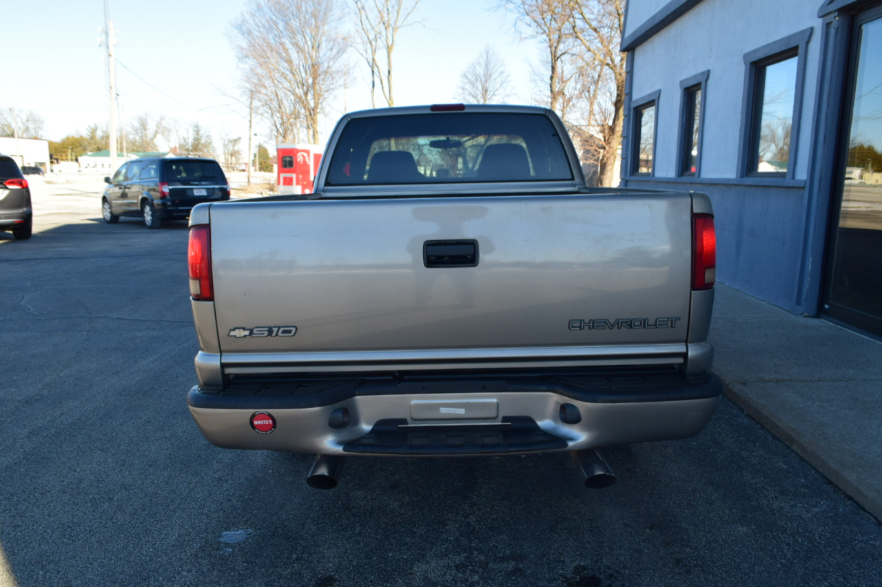 Chevrolet S10 Pickup Ext. Cab 2WD 2003