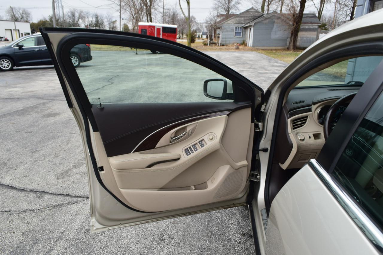 Buick LaCrosse Leather Package 2016