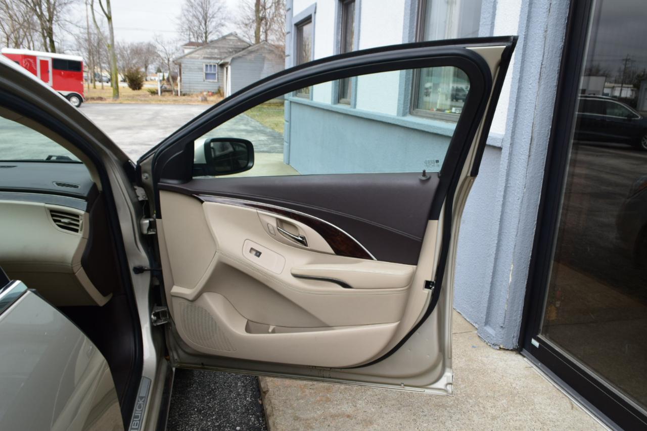 Buick LaCrosse Leather Package 2016