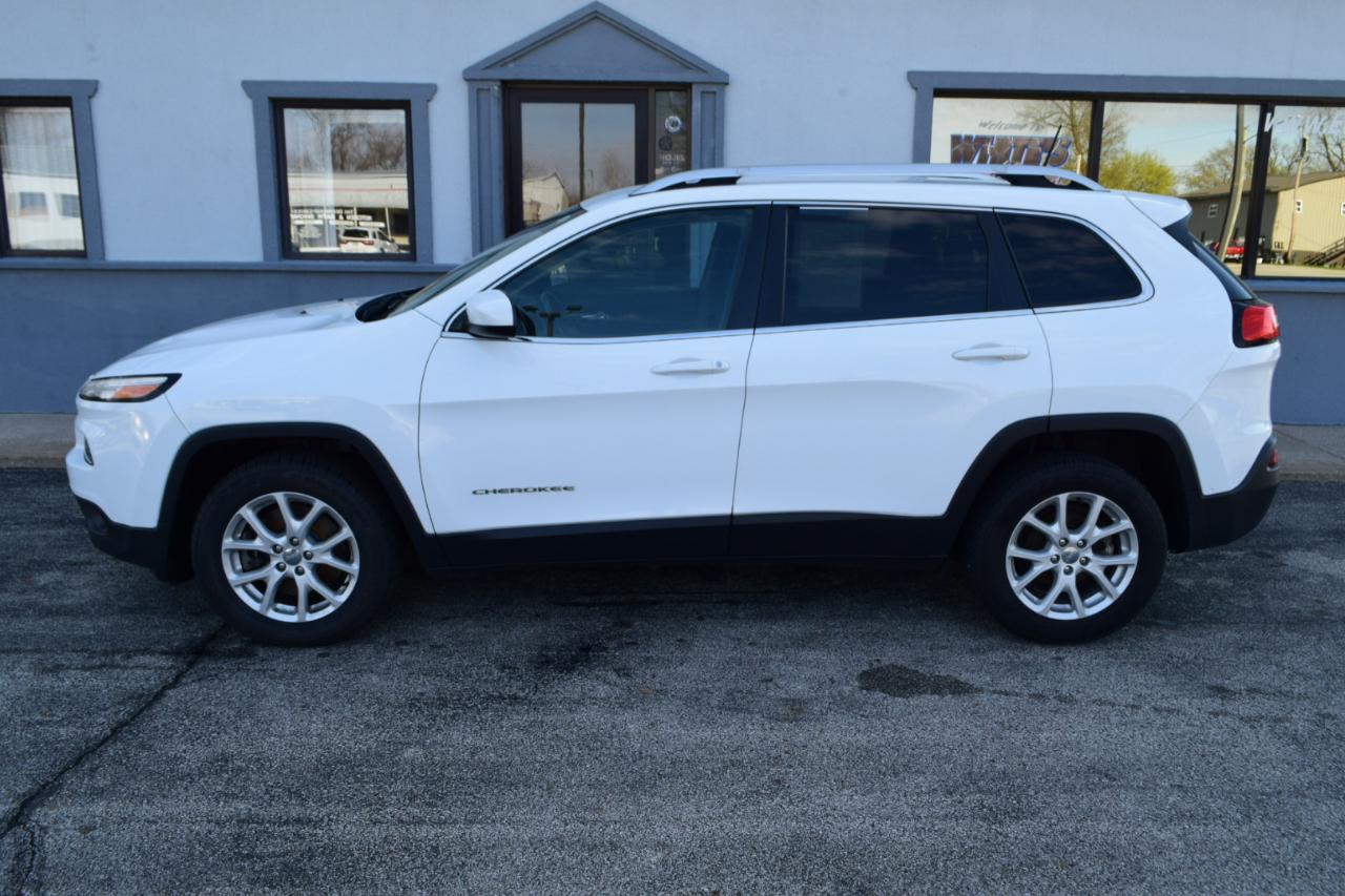 Jeep Cherokee Latitude FWD 2017