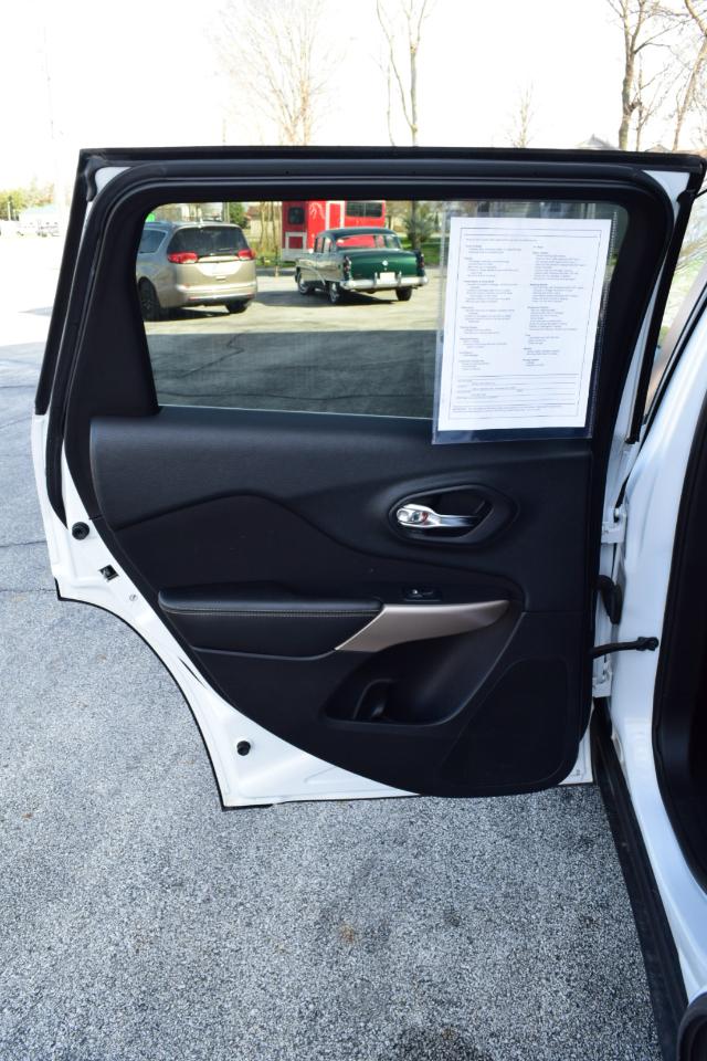 Jeep Cherokee Latitude FWD 2017