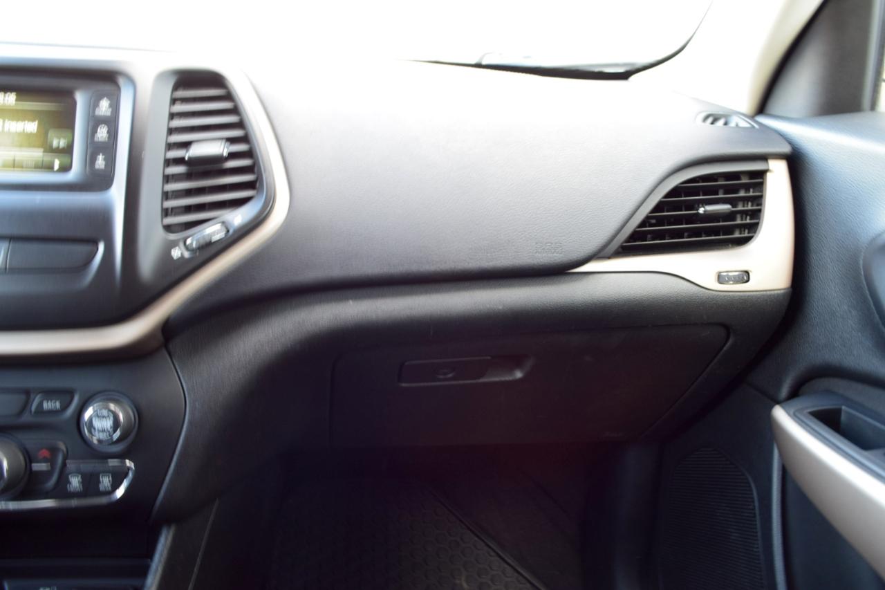 Jeep Cherokee Latitude FWD 2017