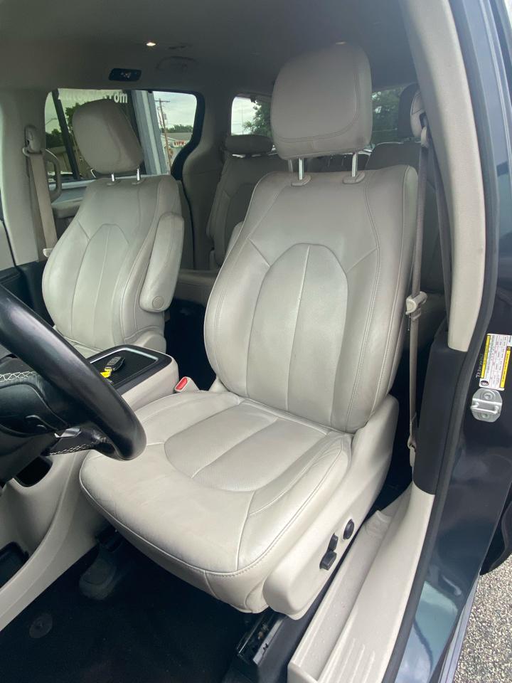 Chrysler Pacifica Touring-L 2021