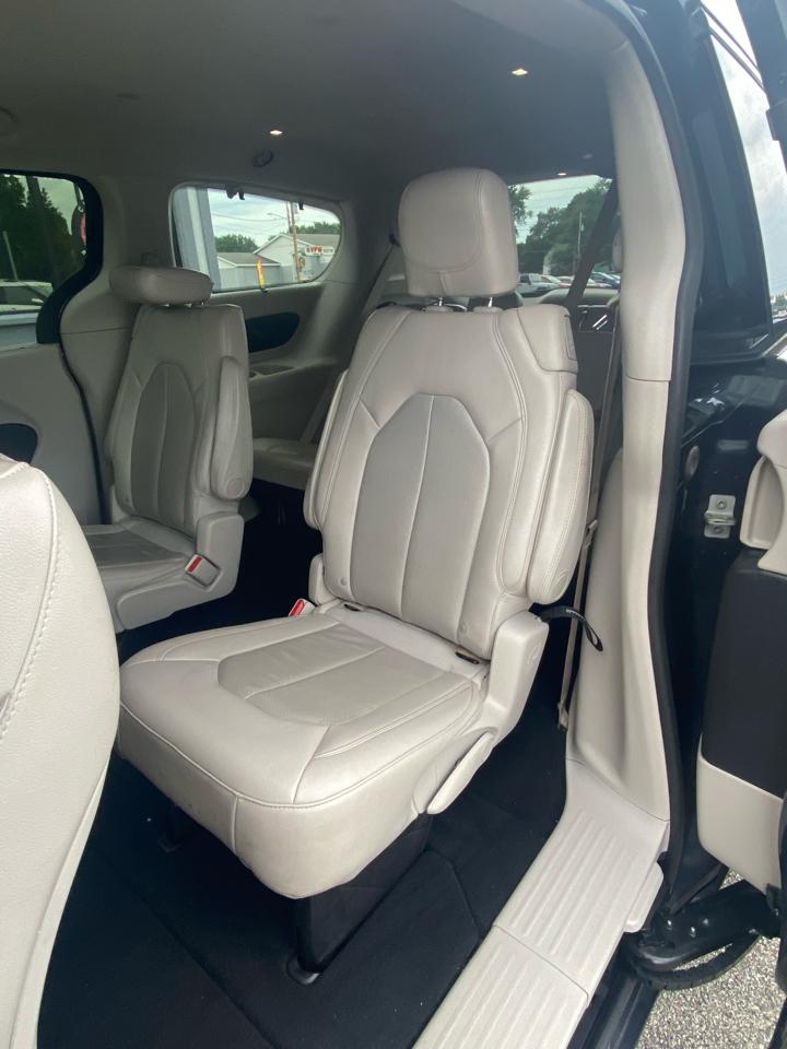 Chrysler Pacifica Touring-L 2021